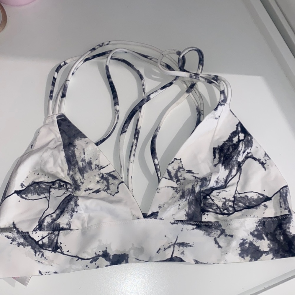 Victoria’s Secret pink sports bra strappy marble print